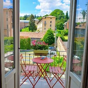  Apartment Casa Gregis - Museums Area - 10 Min Walk To Upper Town Italy
