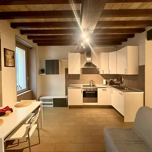 Niki O. Apartment